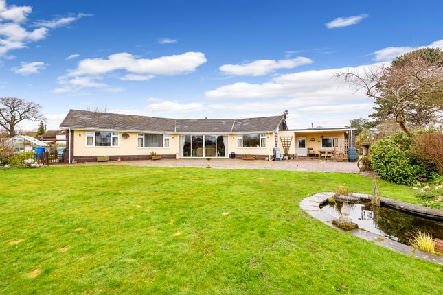 4 bedroom detached bungalow for sale