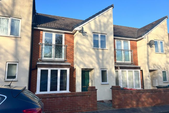 3 bed terraced house