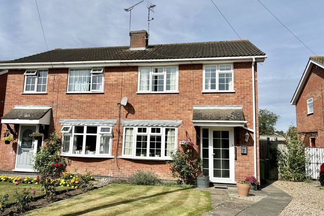 3 bed semi-detached house