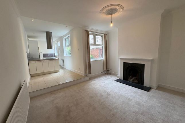 St. Dunstan Road, Leicester 3 bed terraced house for sale