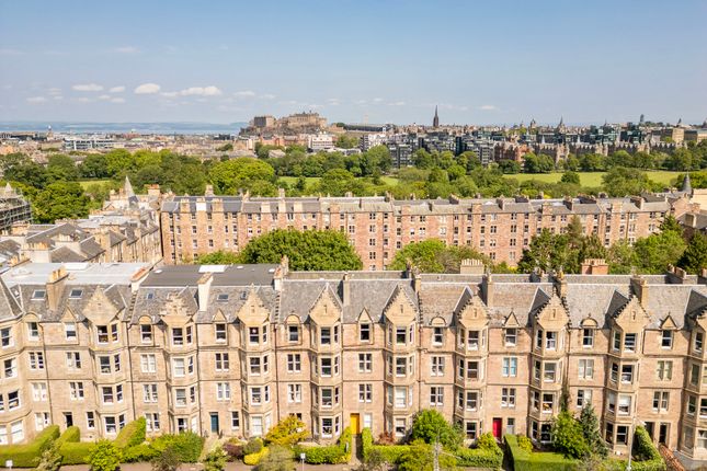 65/1 Warrender Park Road, Marchmont... 2 bed flat for sale
