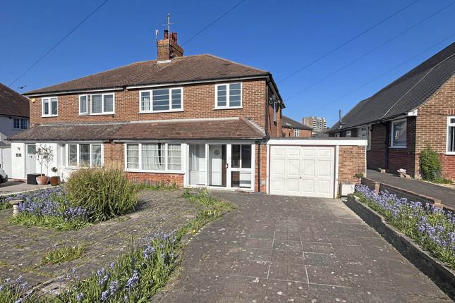 Lawns Avenue, Eastbourne, BN21 1PJ 3 bed semi