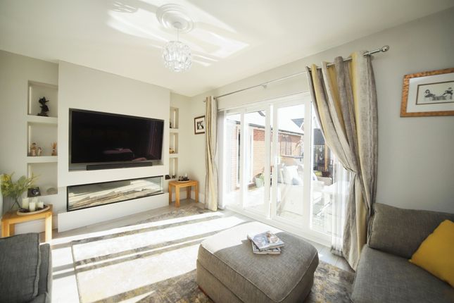 4 bedroom semi-detached house for sale
