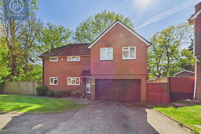 Deborah Crescent, Ruislip HA4 5 bed detached house for sale
