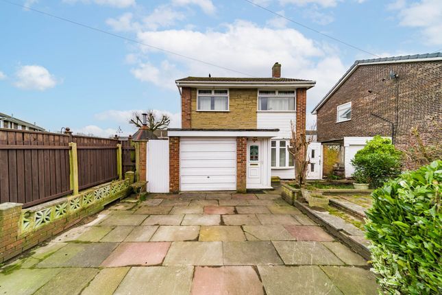 3 bed detached house