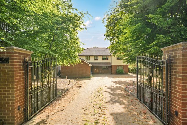 6 bedroom detached house for sale