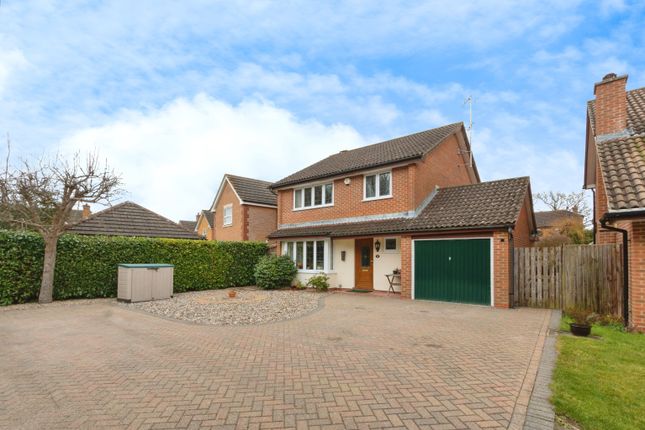 4 bed detached house