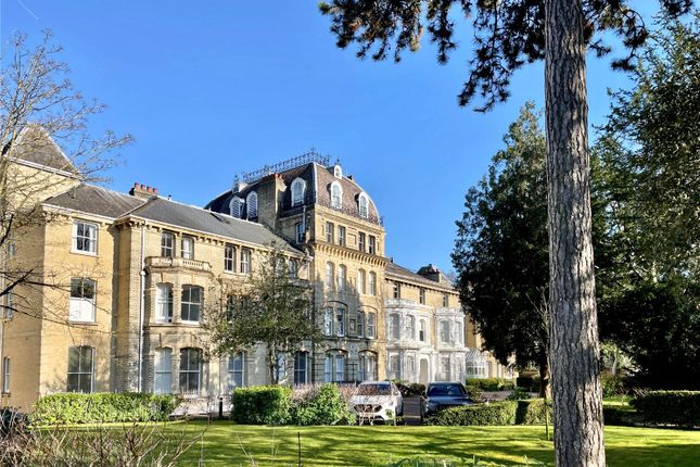 Langdon Park, Teddington 2 bed apartment for sale