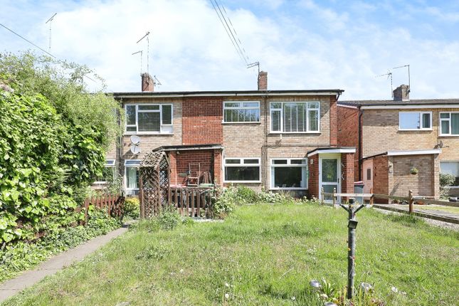 2 bedroom maisonette for sale