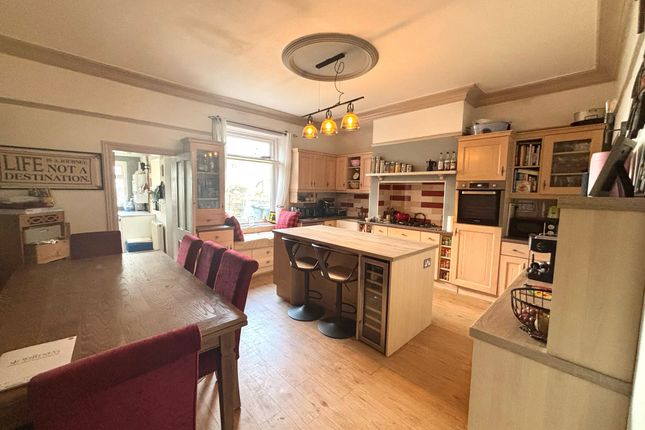 Oakleigh Road, Clayton 4 bed terraced house for sale