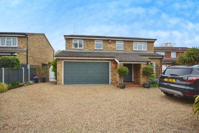 4 bed detached house