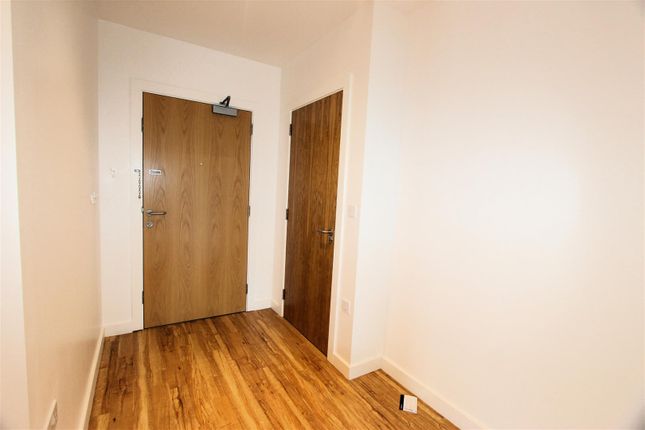 2 bed flat