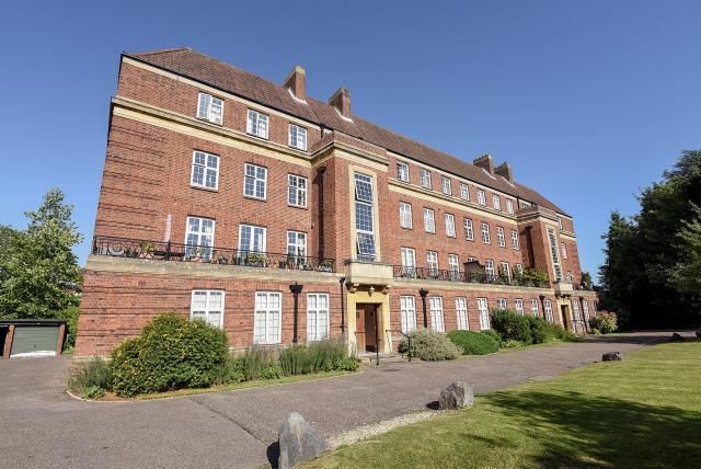 Woodstock Close,  Summertown,  OX2 2 bed flat for sale