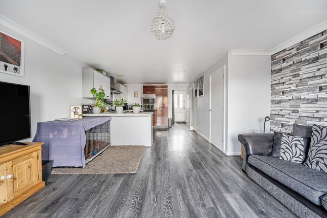 Old Barrow Hill, Somerset BS11 3 bed terraced house for sale