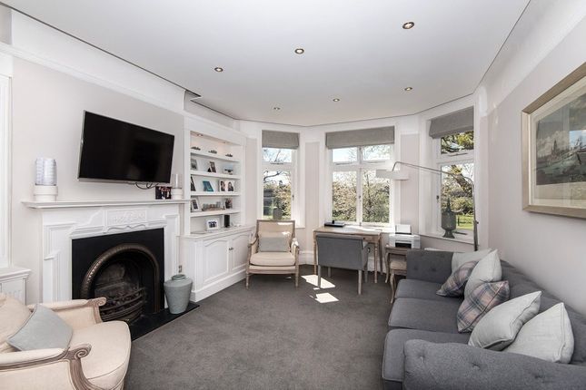 Rusthall Mansions, Chiswick, London 2 bed flat for sale