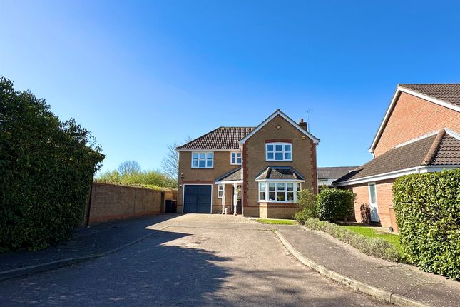 4 bed detached house