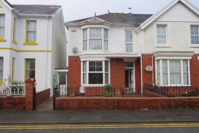 4 bed end terrace house