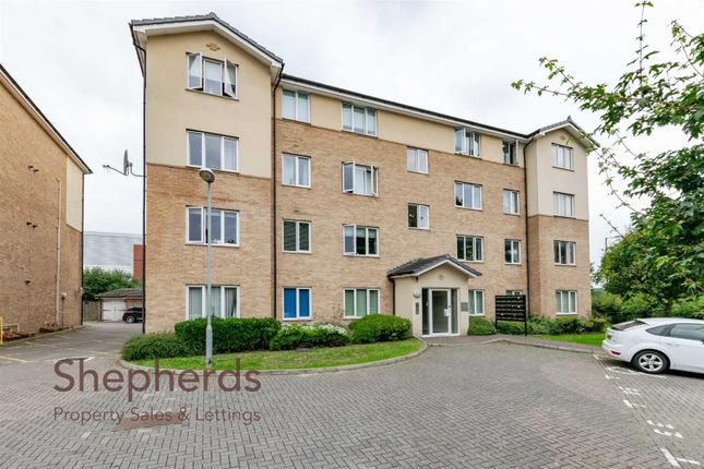 Woollens Grove, Hoddesdon EN11 2 bed flat for sale