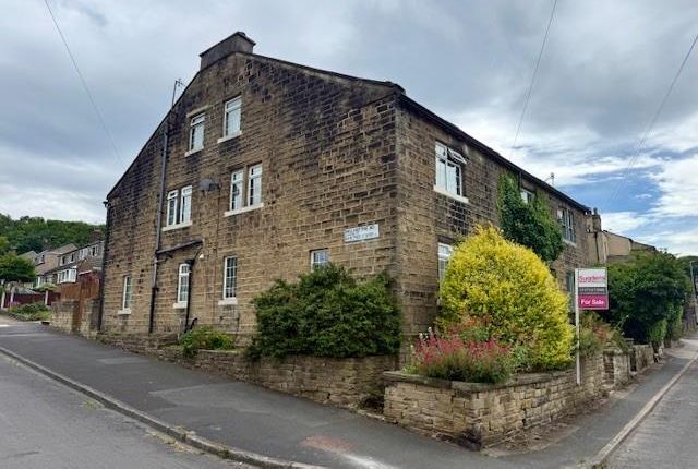 Windhill Old Road, Thackley, Bradford 4 bed cottage for sale