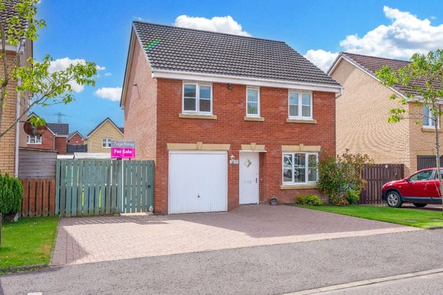 4 bed detached house