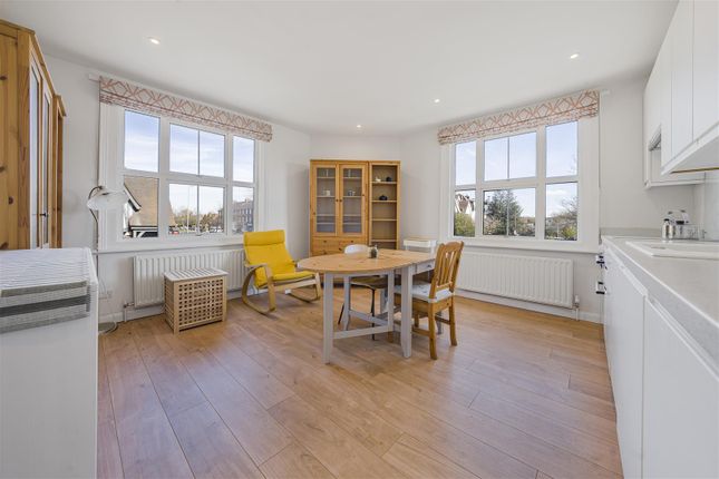 2 bed maisonette