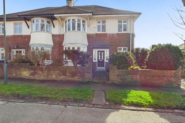 Moore Avenue, South Shields 4 bed house for sale