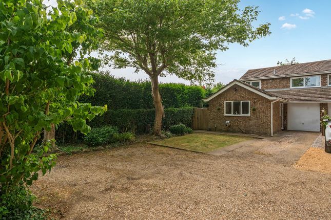 Brayes Manor, Stotfold, SG5 3 bed semi