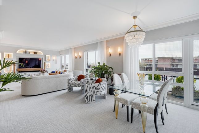 St Edmunds Terrace, London NW8 3 bed flat for sale