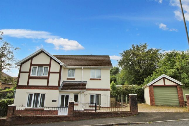 3 bed detached house