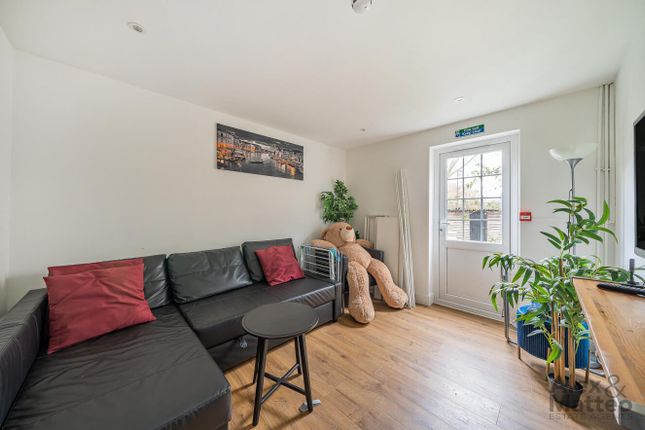 Farrins Rents, Rotherhithe, SE16 6 bed house for sale