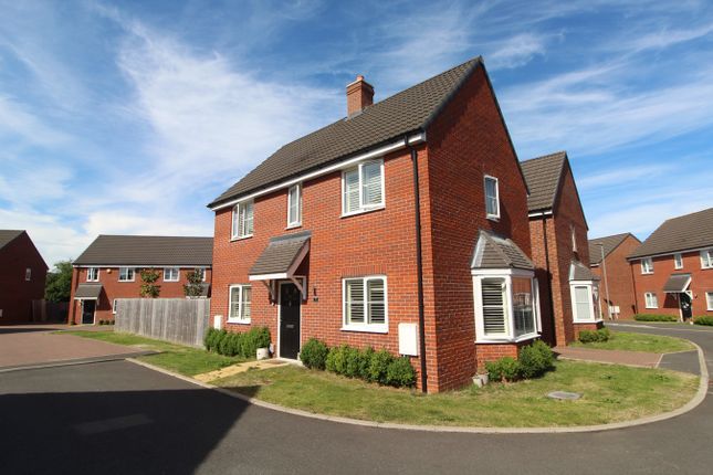 3 bed detached house