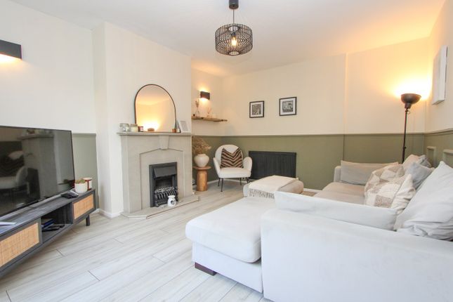 3 bed terraced house