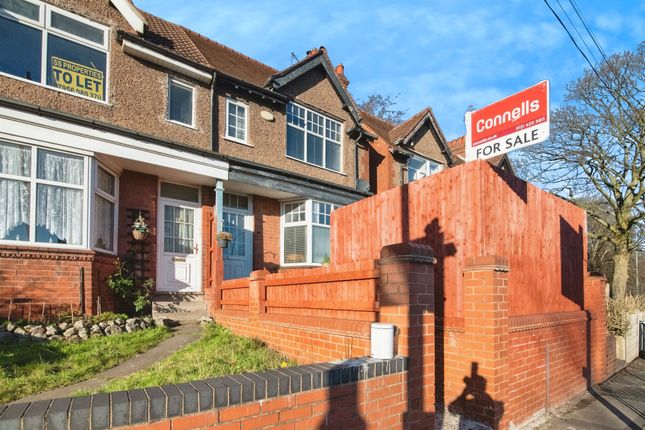 4 bedroom end of terrace house for sale