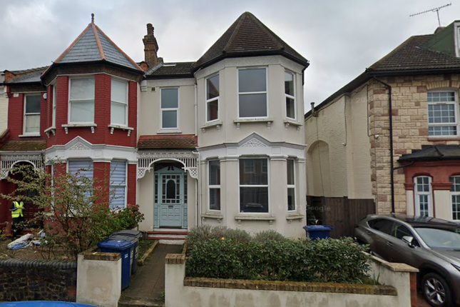 Finchley N3 5 bed terraced house for sale