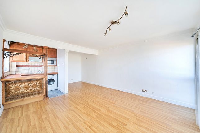 Shirley Heights, Wallington SM6 Studio for sale