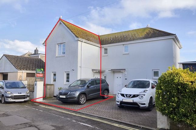 2 bedroom semi-detached house for sale