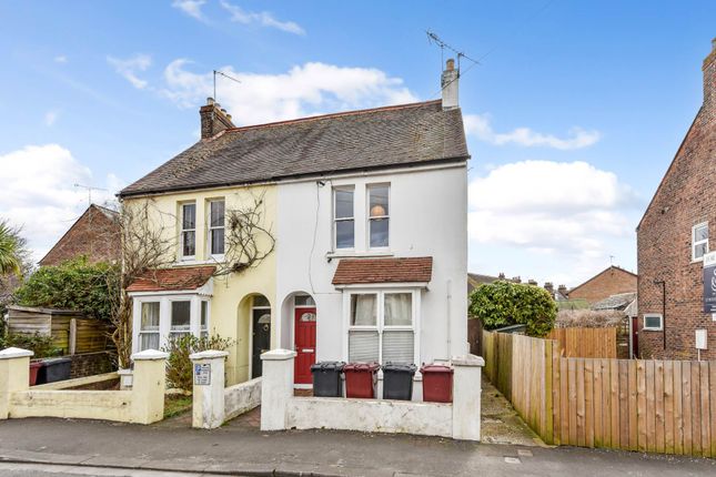 Spitalfield Lane, Chichester, PO19 2 bed flat for sale