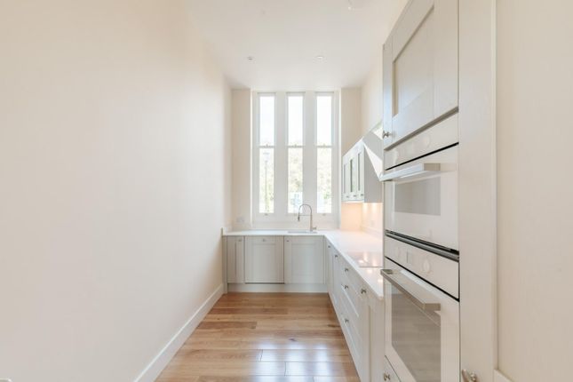 2 bed flat