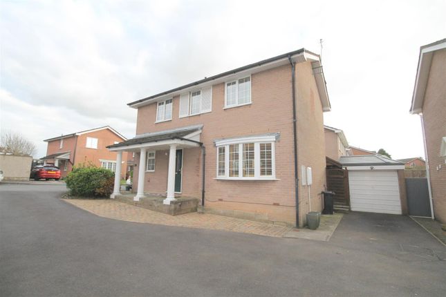 3 bed detached house