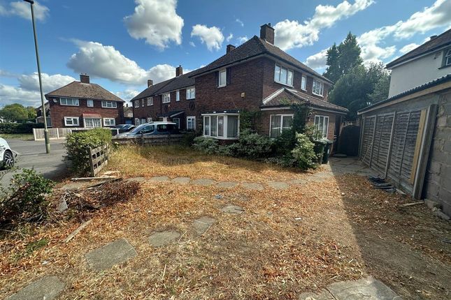 3 bedroom end of terrace house for sale