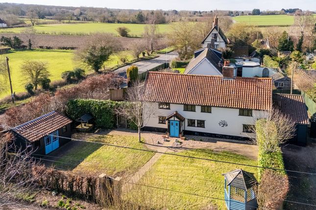 Bressingham 4 bed detached house for sale