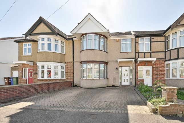 Boxmoor Road, Kenton, Harrow, HA3 4 bed terraced house for sale