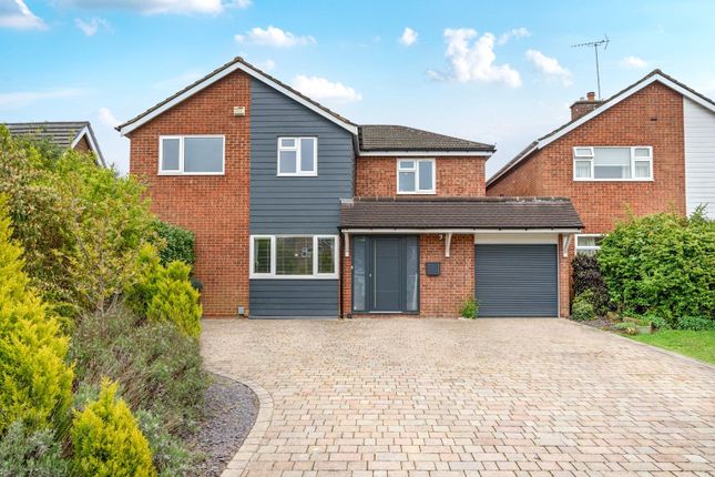 Duncan Drive, Guildford GU1 4 bed link detached house for sale