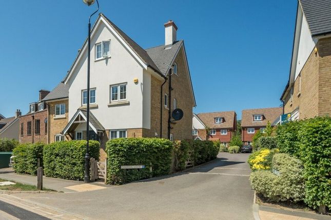 4 bedroom semi-detached house for sale