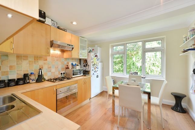 Holland Road, Kensington W14 2 bed apartment for sale