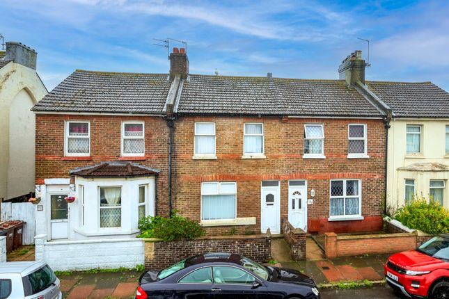 5 bedroom terraced house for sale