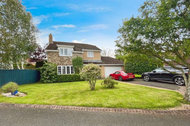 4 bedroom detached house for sale