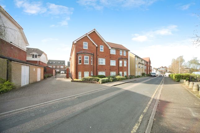 1 bed flat