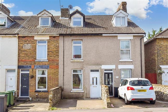 Tonbridge Road, Maidstone, Kent 3 bed terraced house for sale