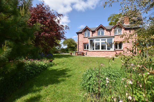 5 bedroom property with land for sale